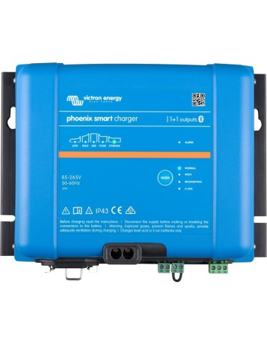 Cargador de baterías de 24V y 25A Victron Phoenix Smart IP43 24/25 (1+1) + Cable AC (120-240Vac)